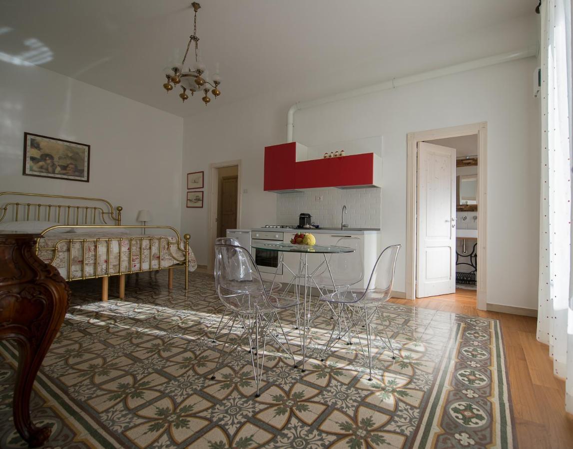 Ai Cappuccini Guest House Нойкаттаро Экстерьер фото