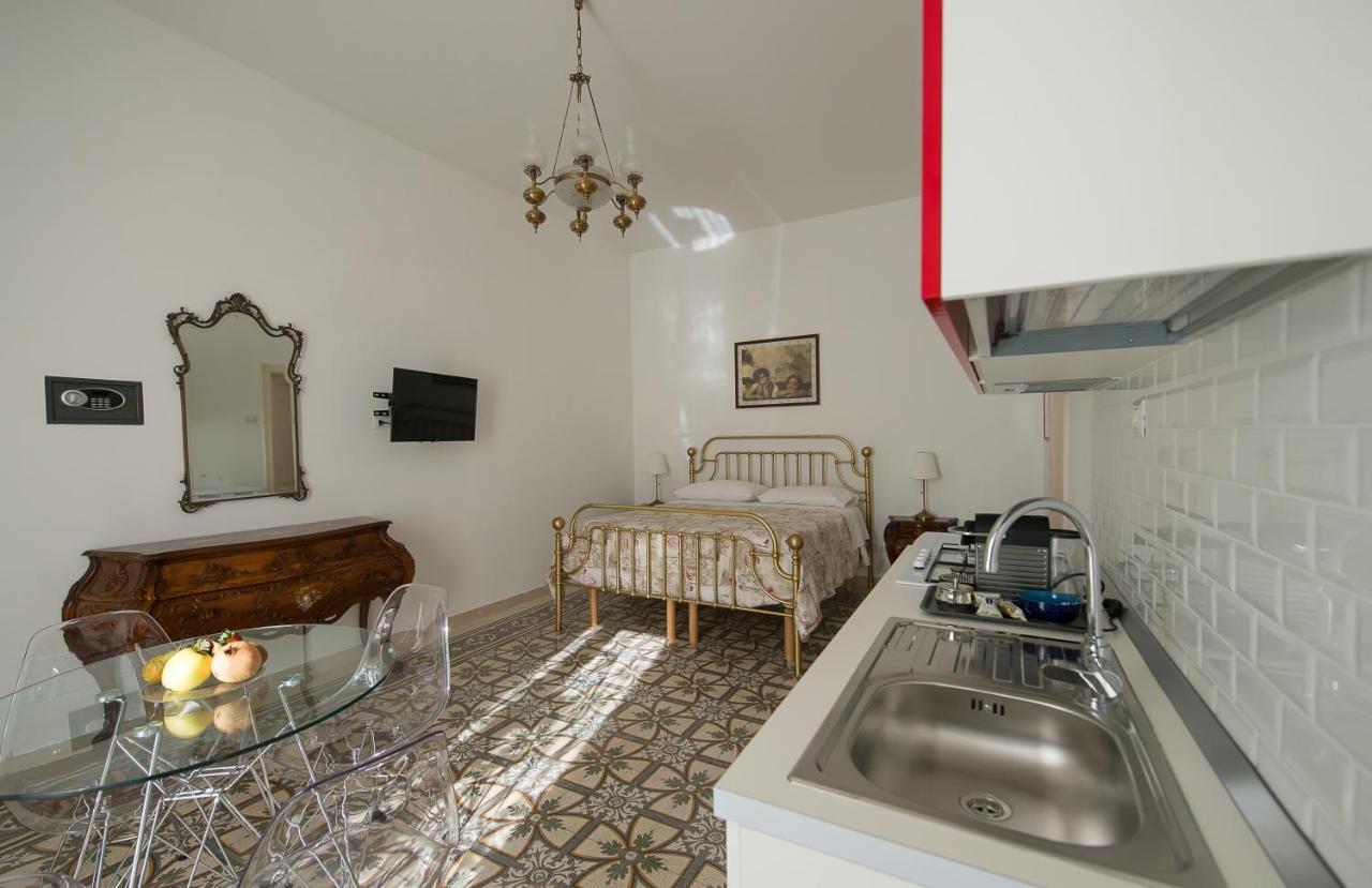 Ai Cappuccini Guest House Нойкаттаро Экстерьер фото
