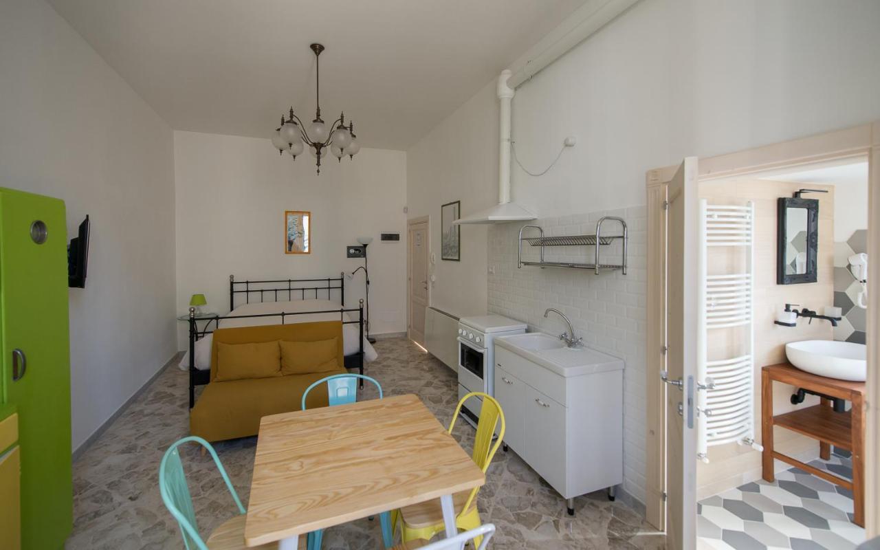 Ai Cappuccini Guest House Нойкаттаро Экстерьер фото