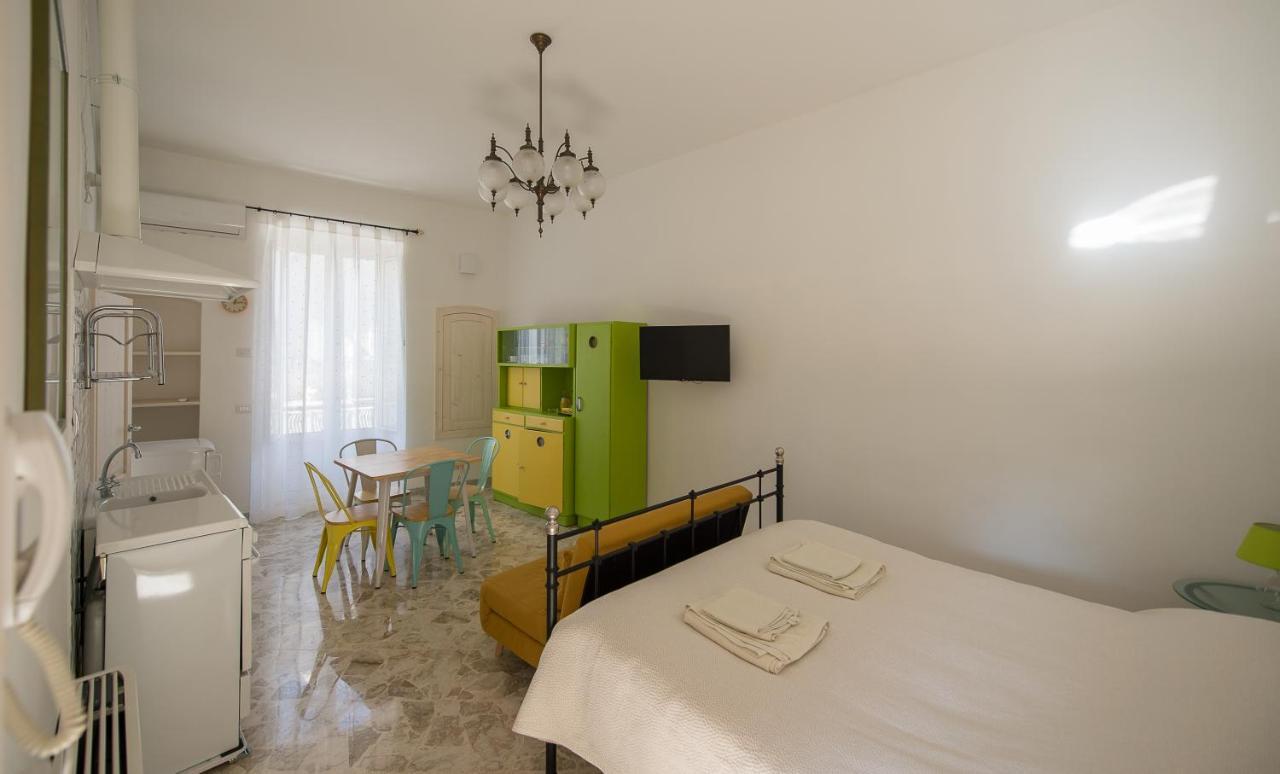 Ai Cappuccini Guest House Нойкаттаро Экстерьер фото